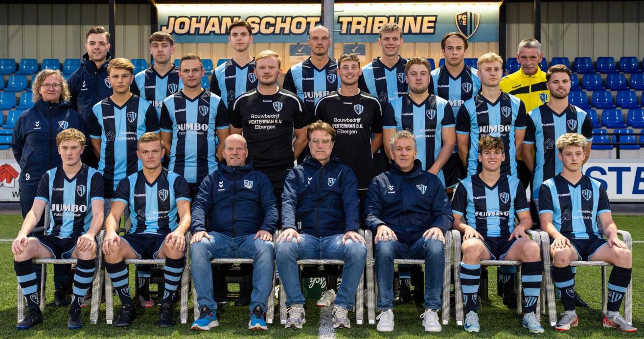 Laatste thuiswedstrijd van Zondag 1