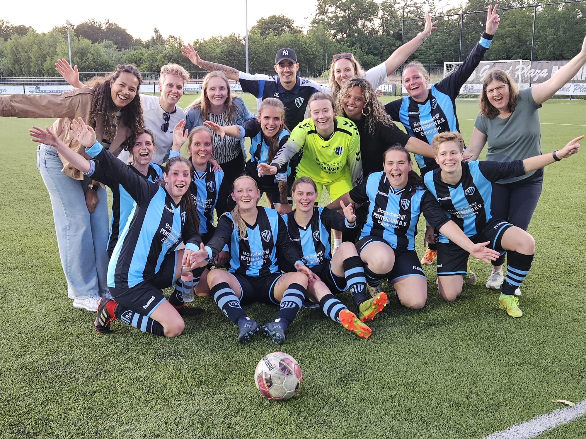 Dames 25+ kampioen! 🏆 