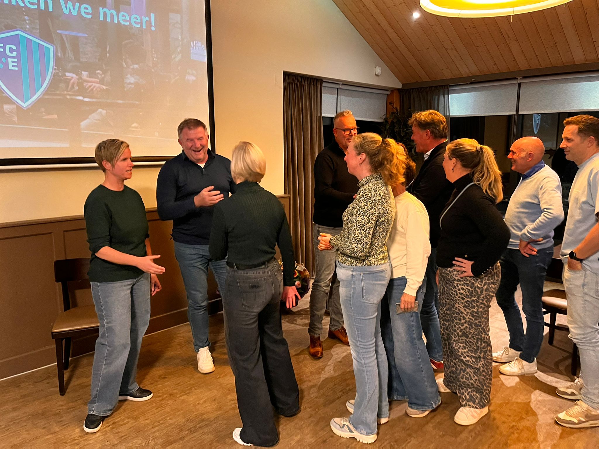 Terugblik op de ALV 2025: Jubilarissen, bestuurswisselingen en een oproep voor versterking ⚽💚